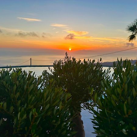 Leon Luxury Suites Imerovigli  Dış mekan fotoğraf