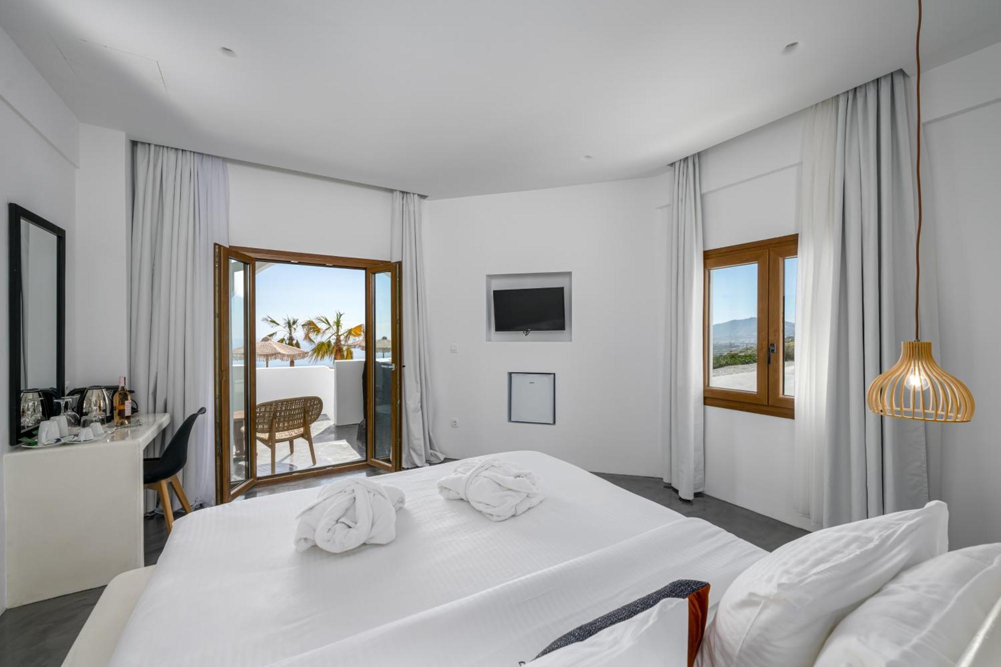 Leon Luxury Suites Imerovigli  Dış mekan fotoğraf