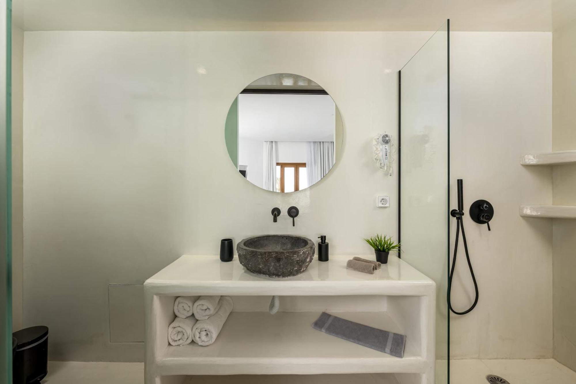 Leon Luxury Suites Imerovigli  Dış mekan fotoğraf